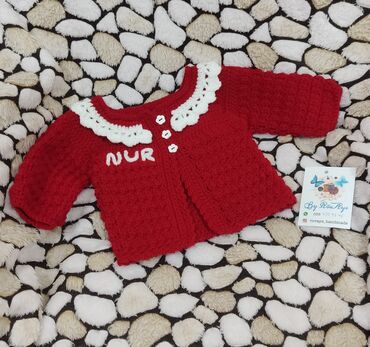 Dəstlər: Əl işi toxunma uşaq geyimləri və aksessuarları. Hər biri sifarişlə — 5