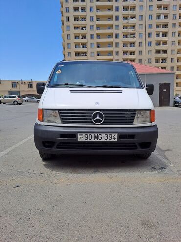 esger yarim instagram: Mercedes-Benz Vito: 2.2 l | 2000 il Van/Minivan