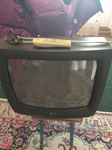 ресивер для телевизора: Продам телевизор ЛЖ с ресивером с пультами в рабочем состоянии