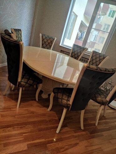 balkon üçün stol stul: Masa desti 8 stulla 750azn. Masa açılır və 15 neferlik olur. Tezedi