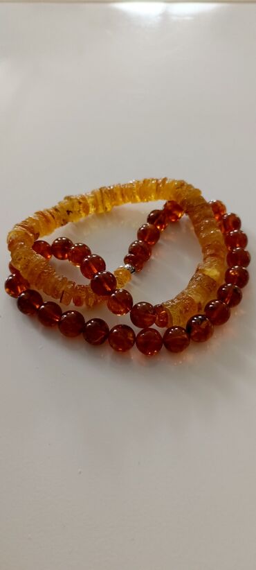 Zərgərlik dəstləri: Dəstə daxildir: Bilərzik, Boyunbağı, 60 g — 2