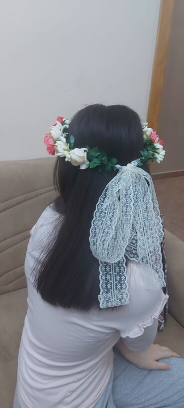 Saç aksesuarları: Celengler her biri 10 azn — 14