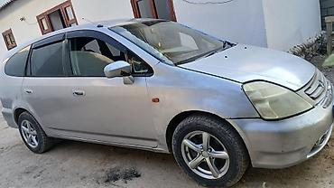 сиденя для спринтер: Honda Stream: 2001 г., Универсал — 2