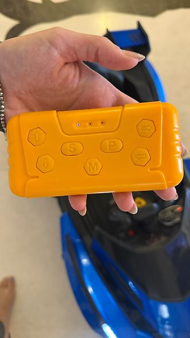 elekt: Masin 2 motor, pultlu ve ozu sure bilen, rezin tekerli, deri — 3