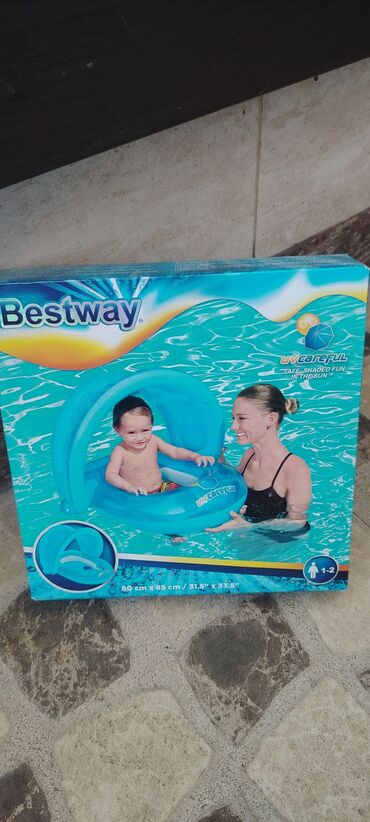 Hovuzlar: Boyukler ve ushaqlar ucun Deniz doshekleri ve fantanli baseynler 3 — 11