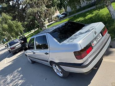 накидка соната: Volkswagen Vento: 1993 г., 1.8 л, Механика, Бензин, Седан — 3