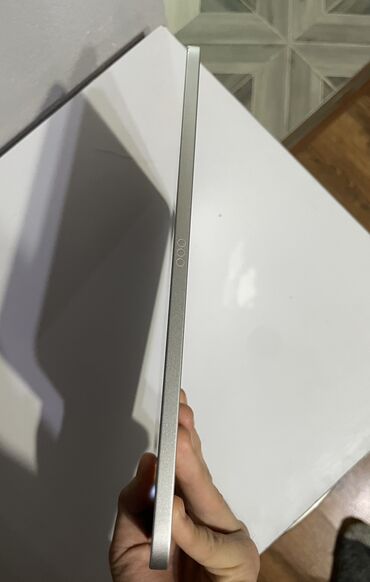 Планшеты: Планшет, Apple, память 256 ГБ, 10" - 11", Wi-Fi, Б/у, Классический цвет - Серый — 10
