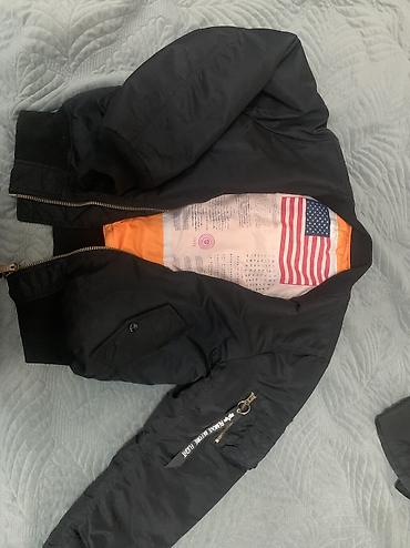 Продам оригинальную alpha industries Ma-1 на черной ленте L размера