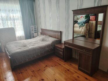 tek carpayı: Mebeler ideal veziyetdedi tecili satilir Binə savxozda