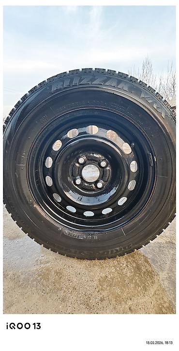 Комплект из 4 зимних колес в сборе: шины Bridgestone Blizzak VRX на at lalafo.kg Комплект из 4 зимних колес в сборе: шины Bridgestone Blizzak VRX на