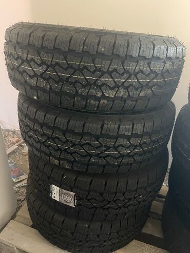 Təkərlər: Yeni Şin Lassa 265 / 70 / R 18 — 13