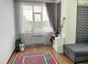 квартира рынок аламедин: 1 бөлмө, 46 кв. м, Элитка, 3 кабат, Евроремонт