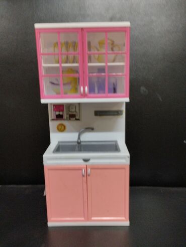 детские кухня: Продается розовая детская кухня для детей состояние Б /У