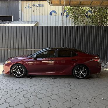 Toyota: Toyota Camry: 2018 г., Автомат, Бензин, Седан — 5