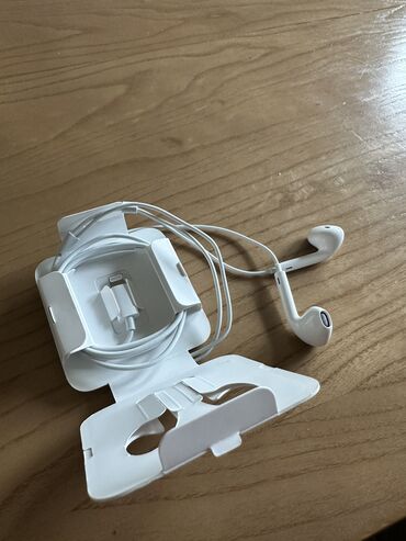 наушники оригинал айфон проводные: Apple EarPods оригинал 100% Лежала в коробке от 11 айфона, не