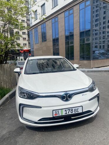 авто замок на машину: Сдаю в аренду: Легковое авто, Под такси
