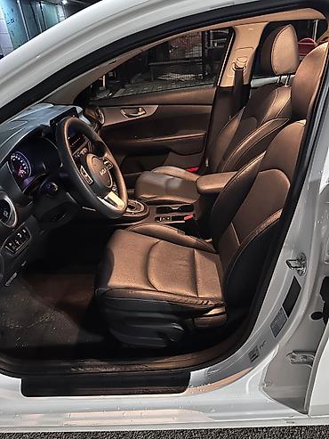 Kia: Kia K3: 2021 г., Седан — 15