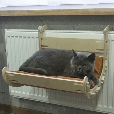 мебельный замок: Гамак на батарею Лайт лежанка, место для кошки. Навесной гамак на