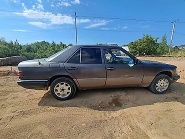 бак на мерседес 124: Mercedes-Benz W124: 1993 г., 2.2 л, Механика, Седан — 3
