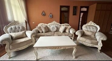 диван и 2 кресла мягкая мебель: İşlənmiş, Divan, 2 kreslo, Bazasız, Açılmayan
