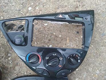 prodaj: CENTRALNA KONZOLA MAHAGONI ZA FORD FOCUS OD 1998. DO 2004. GOD. | — 3