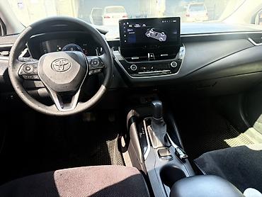 карола гибрид: Toyota Corolla: 2023 г., Вариатор, Гибрид, Седан — 5