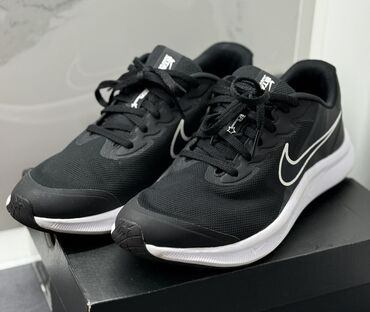 Кроссовки и спортивная обувь: Мужские кроссовки, 40.5, Nike, Б/у, цвет - Черный, Самовывоз