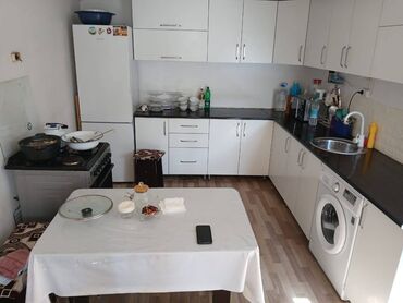 дом на день рождения: Дом, 35 м², 3 комнаты, Агентство недвижимости, Косметический ремонт
