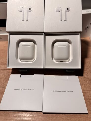 Apple iPhone: Apple iPhone, AirPods, iPod Shuffle qutuları
hərəsinin öz giyməti var — 10