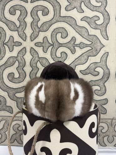 Головные уборы: Норка тебетейдин түрлөлү, суусар тебетейдин түрлөрү,тумактын түрлөрү — 14