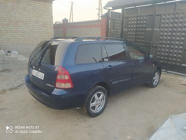 Toyota Corolla: 2001 г., 1.6 л, Механика, Бензин, Универсал — 2