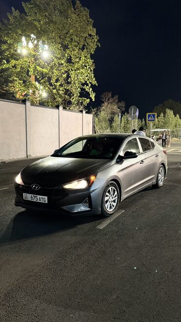 авто в рассрочку без первоначального взноса: Hyundai Elantra: 2019 г., 2 л, Вариатор, Бензин, Седан