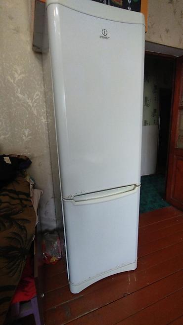fen satisi: Indesit iki kameralı soyuducu Xüsusiyyətlər: - Aşağıda dondurucu — 8