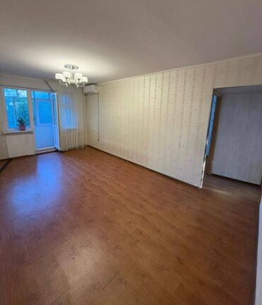 3 комнаты, 60 м², 104 серия, 2 этаж, Косметический ремонт