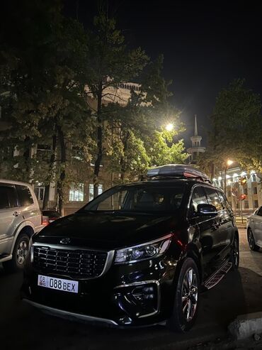 Kia: Kia Carnival: 2019 г., Минивэн