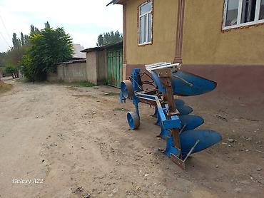 плуг з корпус: Навесной оборотный плуг для трактора - Тип: навесной, поворотный — 2