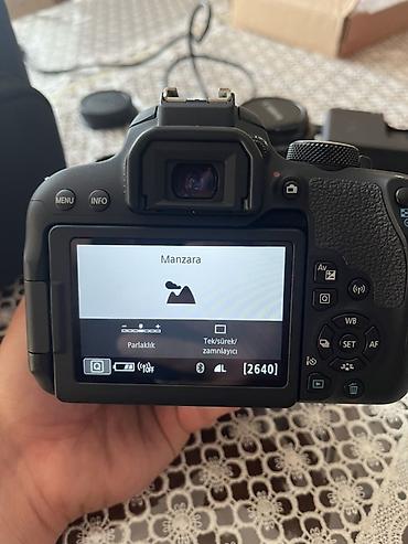 canon eos rp qiymeti: Canon EOS 800D DSLR fotoaparat + EF-S 18-55mm IS STM obyektiv - 24.2 — 1