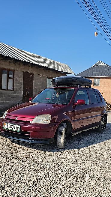 Honda: Honda Logo: 2000 г., Хэтчбэк — 3