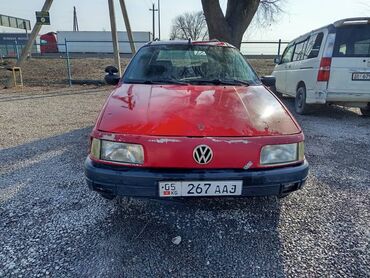 Volkswagen: Volkswagen Passat: 1991 г., 1.8 л, Механика, Бензин, Универсал