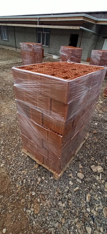 Kərpiclər: HƏR NÖV KƏRPİCLƏRİN ZAVOTDAN ÜNVANA CATDIRILMASI İLƏ XİDMƏTİNİZDƏYİK — 15