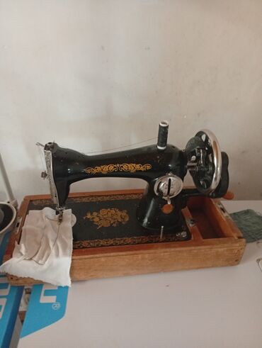 авто регистратор: Tikiş maşını Bernina, İşlənmiş,Mexaniki, 2 saplı Pulsuz çatdırılma