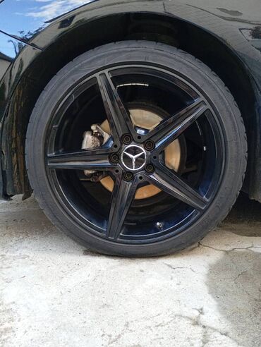 Auto delovi: Mercedes AMG felne 18 cola+gume Riken 225/40/18 MERCEDES BENZ — 1