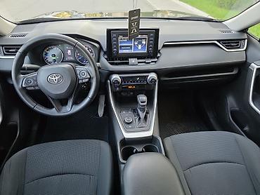 step 2: Toyota RAV4: 2019 г., 2.5 л, Вариатор, Гибрид, Кроссовер — 4