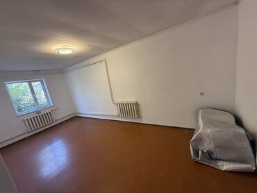 сдаю пол дом дордой: 35 м², 2 комнаты