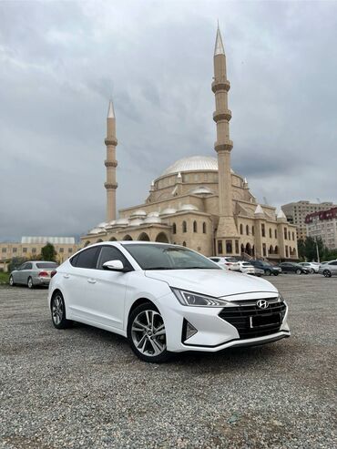 Hyundai: Hyundai Avante: 2019 г., 1.6 л, Вариатор, Бензин, Седан