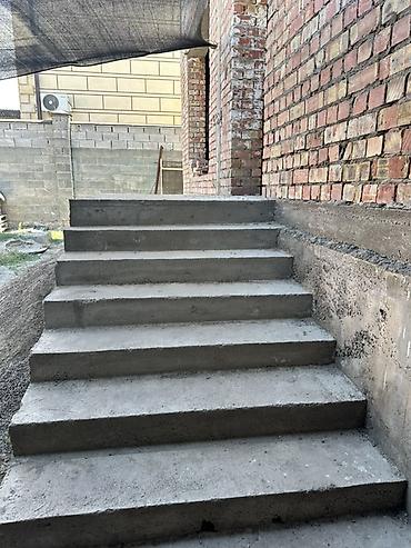 дом из бетона: Продается 2х этажный дом. С подвалом, недостроенный. Первый этаж — 4