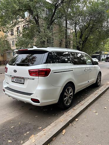 9 5j: Kia Carnival: 2019 г., 2.2 л, Автомат, Дизель, Минивэн — 2