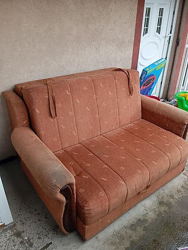 simpo sto: Dvosed na razvlačenje, nije korišten zadnjih godinu dana. Naselje — 2