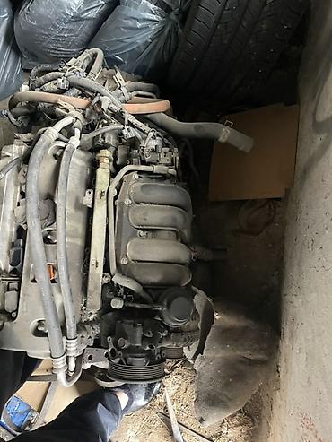 Двери и комплектующие: Дверь Комплект Honda, Оригинал — 21