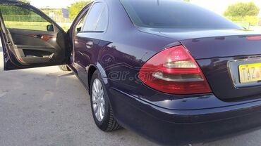 Μεταχειρισμένα Αυτοκίνητα: Mercedes-Benz E 220: 2.2 l. | 2003 έ. Sedan